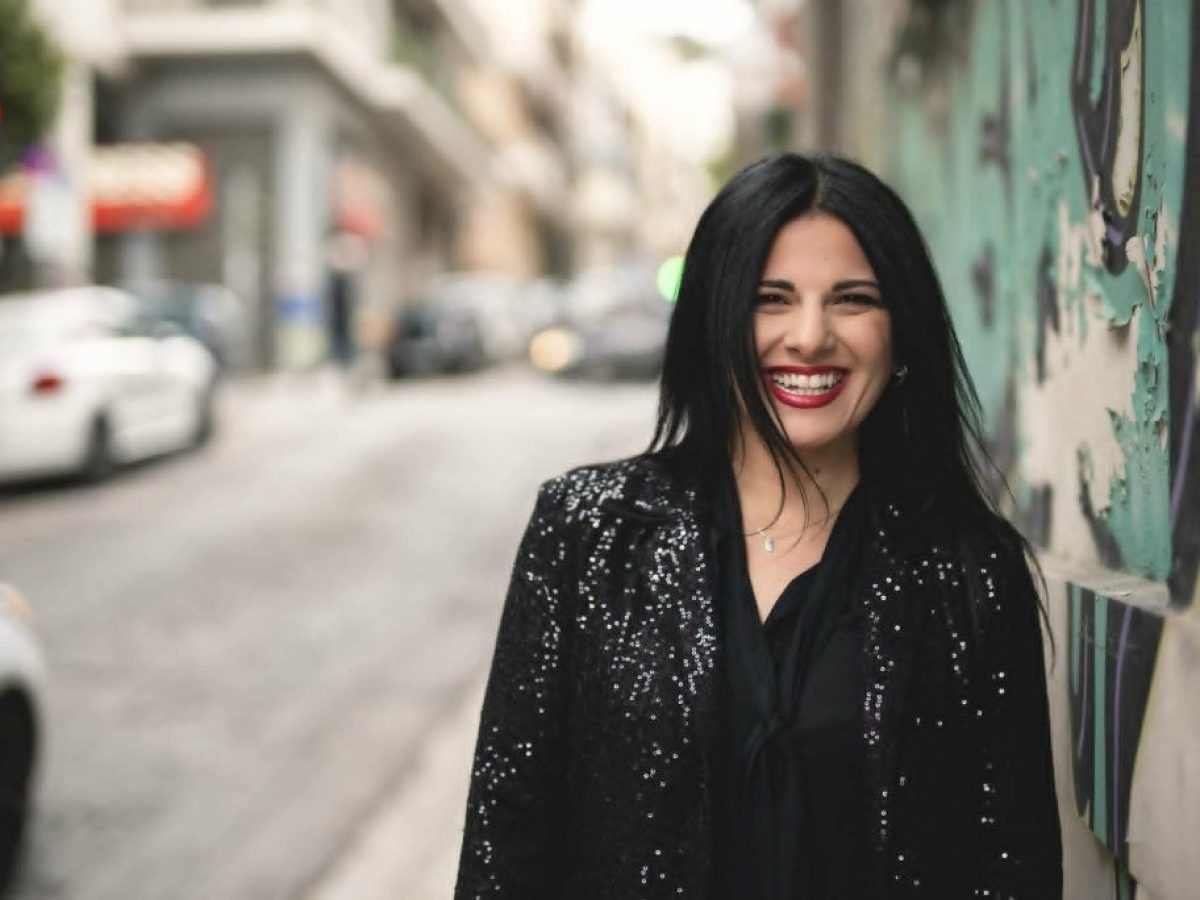 &Mu;&alpha;&rho;ί&alpha; &Mu;&pi;ό&kappa;&iota;&alpha; &ndash; &laquo;&Beta;&rho;ά&delta;&upsilon; &Sigma;&kappa;&omicron;&tau;ά&delta;&iota;&raquo;: &Kappa;&rho;ά&mu;&alpha; &epsilon;&upsilon;&alpha;&iota;&sigma;&theta;&eta;&sigma;ί&alpha;&sigmaf; &kappa;&alpha;&iota; &sigma;&tau;&iota;&beta;&alpha;&rho;ό&tau;&eta;&tau;&alpha;&sigmaf;