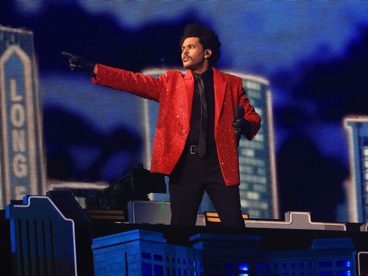 Το Παρίσι υποκλίθηκε στον The Weeknd – Πάνω από 320.000 fans στις 4 μεγάλες συναυλίες του
