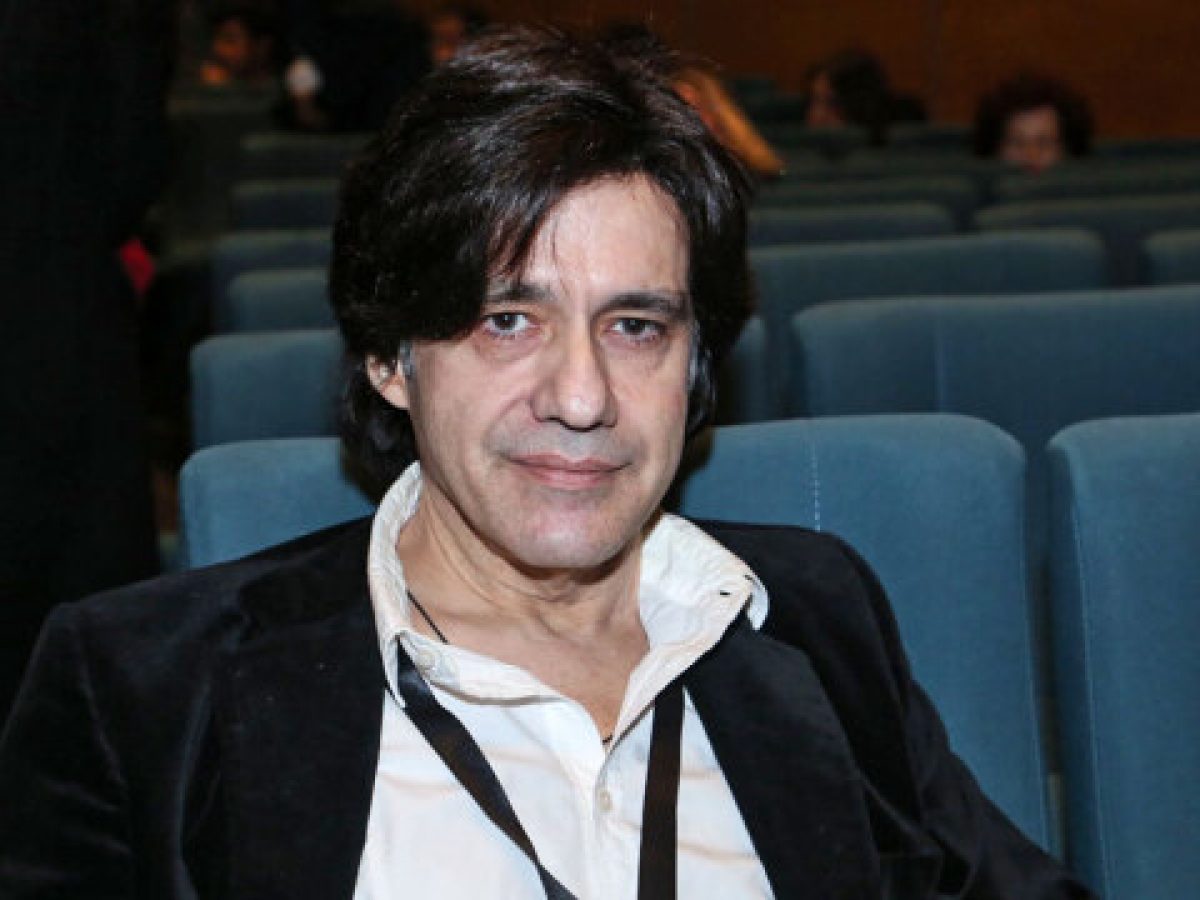 Αλέξης Σταμάτης: Τα δύσκολα παιδικά χρόνια, οι εξαρτήσεις και η οικογένεια που ήρθε αργά και φώτισε τη ζωή του