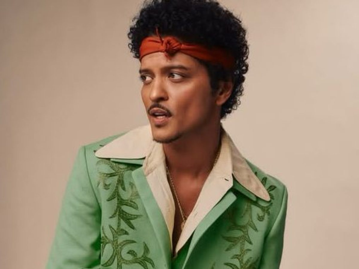 «I just might»: Ο Bruno Mars μόλις πέτυχε ακόμη ένα Top 10 και το Billboard το επιβεβαιώνει