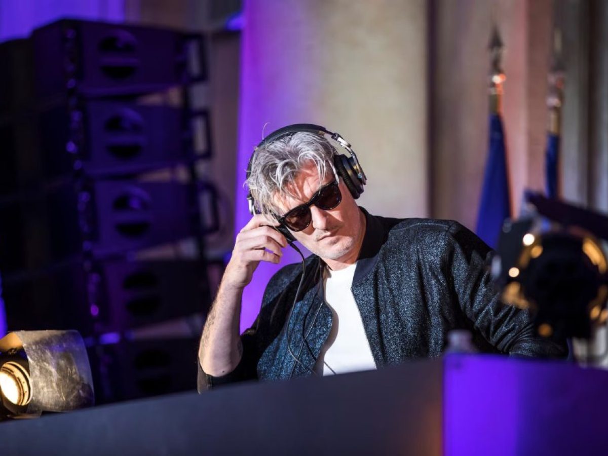 DJ Kavinsky: Νεκρός στο Παρίσι ο δημιουργός του εμβληματικού «Nightcall»