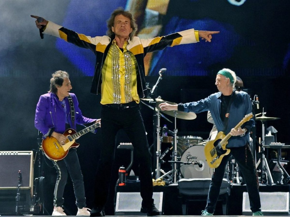 Οι Rolling Stones ισοφαρίζουν τους Beatles με 15ο άλμπουμ στην κορυφή του βρετανικού τσαρτ