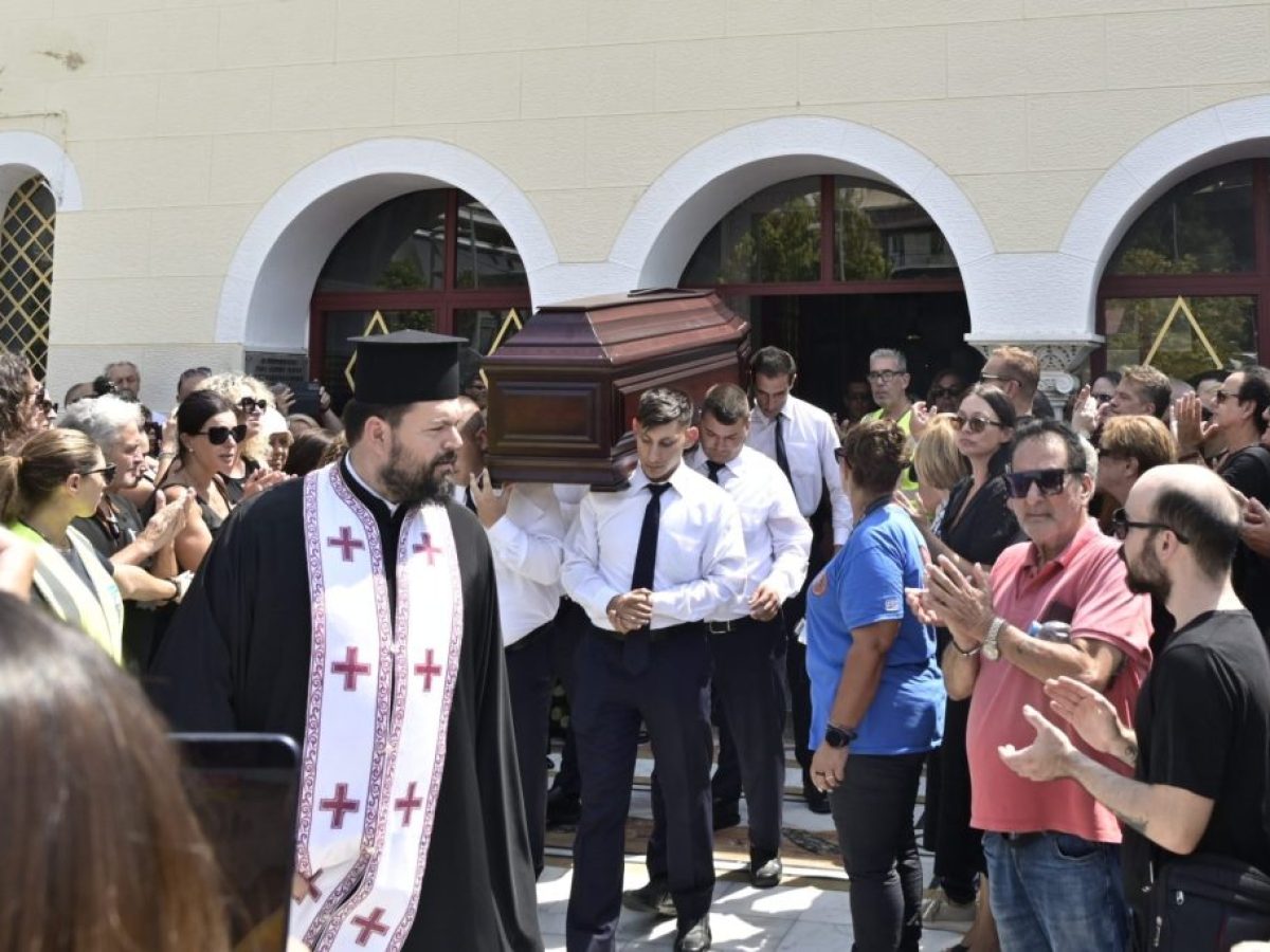 &Tau;&omicron; &tau;&epsilon;&lambda;&epsilon;&upsilon;&tau;&alpha;ί&omicron; &laquo;&alpha;&nu;&tau;ί&omicron;&raquo; &sigma;&tau;&omicron;&nu; &Delta;&eta;&mu;ή&tau;&rho;&eta; &Kappa;ό&kappa;&omicron;&tau;&alpha;