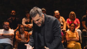 &Pi;&epsilon;&rho;ά&sigma;&alpha;&mu;&epsilon; &delta;&upsilon;ό&mu;&iota;&sigma;&iota; ώ&rho;&epsilon;&sigmaf; &mu;&epsilon; &tau;&omicron;&nu; &omicron;&sigma;&kappa;&alpha;&rho;&iota;&kappa;ό &Beta;ά&gamma;&kappa;&nu;&epsilon;&rho; &Mu;ό&omicron;&upsilon;&rho;&alpha; &sigma;&tau;&omicron; &epsilon;&delta;ώ&lambda;&iota;&omicron; &tau;&eta;&sigmaf; &Pi;&epsilon;&iota;&rho;&alpha;&iota;ώ&sigmaf; 260
