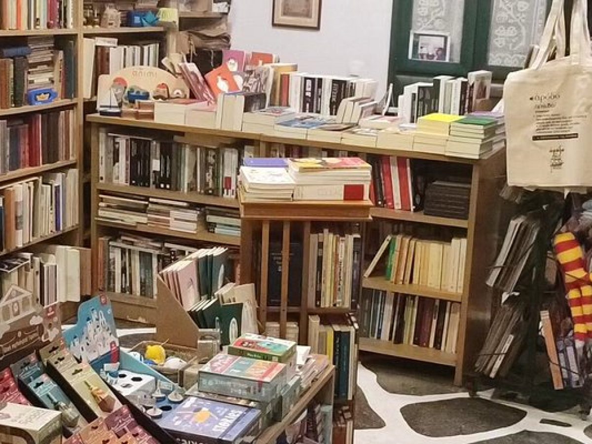 Τα…ευτυχισμένα μικρά βιβλιοπωλεία σε Ανάφη, Σίκινο, Αντίπαρο και Νάξο! – Art Point View