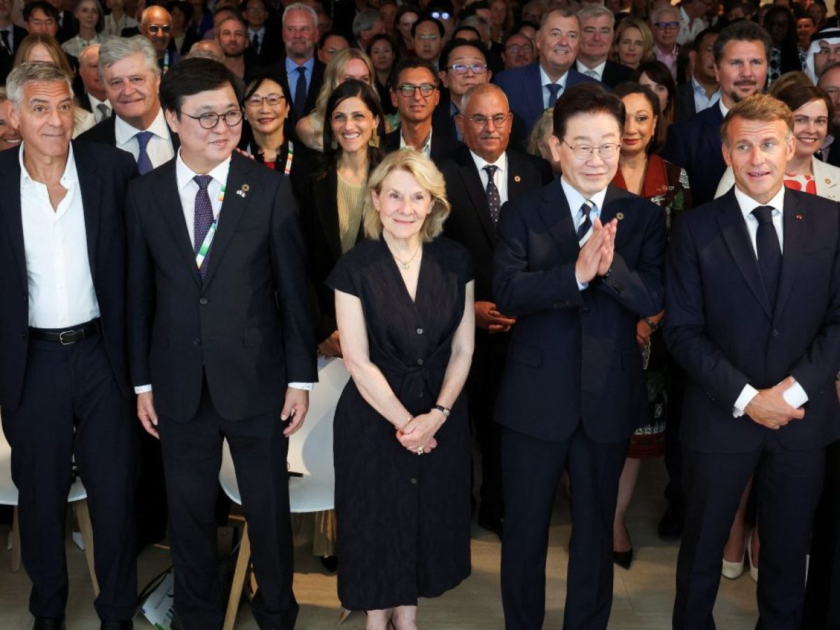 Lumi&egrave;re Summit: &Gamma;&iota;&alpha;&tau;ί &eta; &Alpha;&theta;ή&nu;&alpha; &theta;&alpha; &gamma;ί&nu;&epsilon;&iota; &tau;&omicron; 2027 &sigma;&eta;&mu;&epsilon;ί&omicron; &sigma;&upsilon;&nu;ά&nu;&tau;&eta;&sigma;&eta;&sigmaf; &gamma;&iota;&alpha; &tau;&omicron; &mu;έ&lambda;&lambda;&omicron;&nu; &tau;&omicron;&upsilon; &kappa;&iota;&nu;&eta;&mu;&alpha;&tau;&omicron;&gamma;&rho;ά&phi;&omicron;&upsilon;  | &Tau;&Omicron; &Beta;&Eta;&Mu;&Alpha;