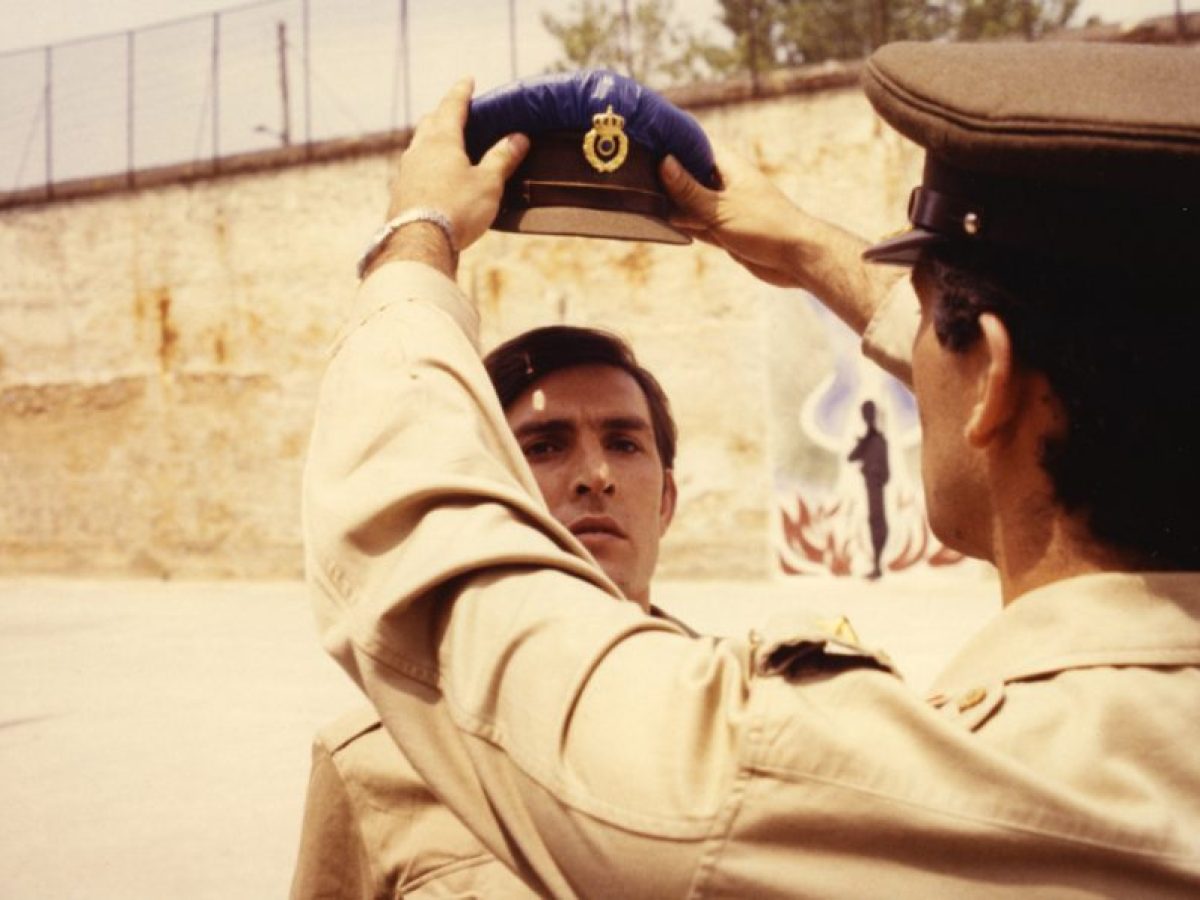 &Omicron; &Gamma;&iota;&omicron;&sigmaf; &tau;&omicron;&upsilon; &Gamma;&epsilon;ί&tau;&omicron;&nu;ά &sigma;&omicron;&upsilon; &ndash; &Pi;ώ&sigmaf; &kappa;&alpha;&tau;&alpha;&sigma;&kappa;&epsilon;&upsilon;ά&zeta;&epsilon;&tau;&alpha;&iota; έ&nu;&alpha;&sigmaf; &beta;&alpha;&sigma;&alpha;&nu;&iota;&sigma;&tau;ή&sigmaf;: &Sigma;&tau;&omicron; Ά&sigma;&tau;&omicron;&rho; &tau;&omicron; &nu;&tau;&omicron;&kappa;&iota;&mu;&alpha;&nu;&tau;έ&rho; | CultureNow.gr