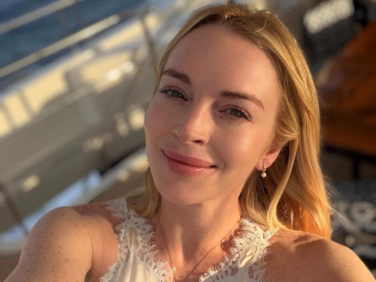 &Eta; Lindsay Lohan &epsilon;&nu;ώ&nu;&epsilon;&iota; &xi;&alpha;&nu;ά &tau;&iota;&sigmaf; &delta;&upsilon;&nu;ά&mu;&epsilon;&iota;&sigmaf; &tau;&eta;&sigmaf; &mu;&epsilon; &tau;&omicron;&nu; &sigma;&kappa;&eta;&nu;&omicron;&theta;έ&tau;&eta; &tau;&omega;&nu; &laquo;Mean Girls&raquo; &sigma;&epsilon; έ&nu;&alpha; project &gamma;&epsilon;&mu;ά&tau;&omicron; &nu;&omicron;&sigma;&tau;&alpha;&lambda;&gamma;ί&alpha;