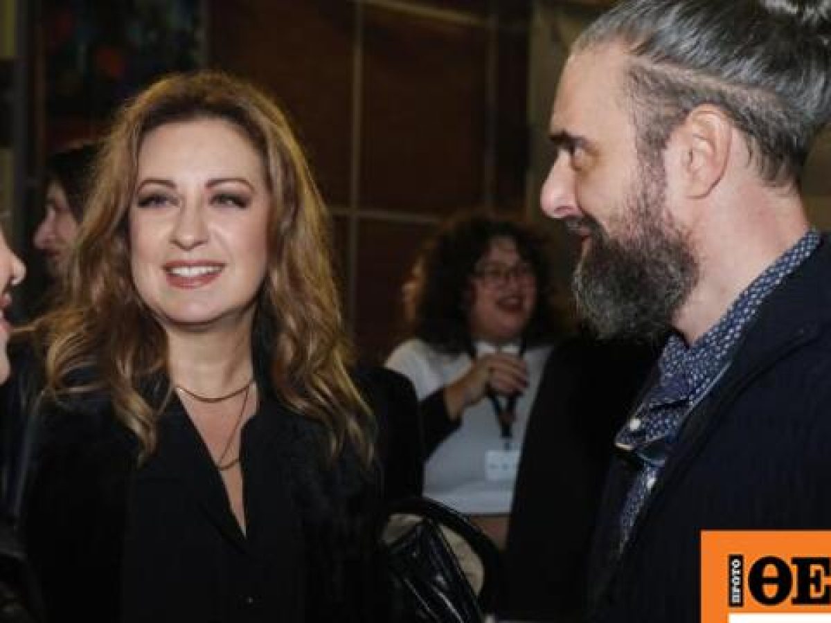 &Sigma;&omega;&tau;ή&rho;&eta;&sigmaf; &Tau;&sigma;&alpha;&phi;&omicron;ύ&lambda;&iota;&alpha;&sigmaf; &ndash; &Epsilon;&upsilon;&alpha;&gamma;&gamma;&epsilon;&lambda;ί&alpha; &Mu;&omicron;&upsilon;&mu;&omicron;ύ&rho;&eta;: &Gamma;&iota;&alpha; &pi;&rho;ώ&tau;&eta; &phi;&omicron;&rho;ά &mu;&alpha;&zeta;ί &sigma;&tau;&omicron; &theta;έ&alpha;&tau;&rho;&omicron; &mu;&epsilon;&tau;ά &tau;&omicron;&nu; &theta;&rho;ί&alpha;&mu;&beta;&omicron; &tau;&omicron;&upsilon; &laquo;&Rho;&iota;&phi;&iota;&phi;ί&raquo;