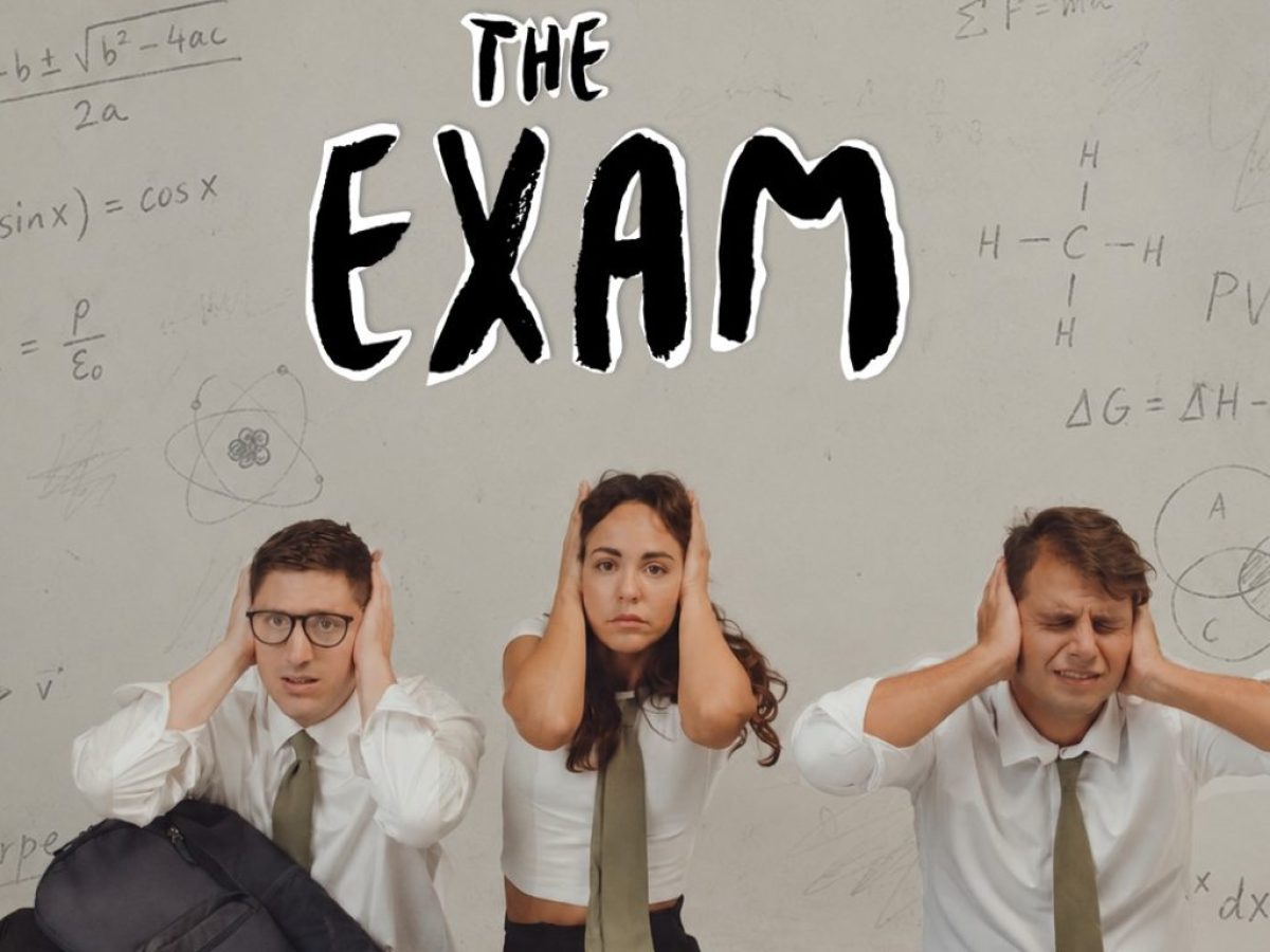&laquo;The Exam&raquo;: &Tau;&omicron; &theta;&epsilon;&alpha;&tau;&rho;&iota;&kappa;ό έ&rho;&gamma;&omicron; &gamma;&iota;&alpha; &tau;&omicron; ά&gamma;&chi;&omicron;&sigmaf; &tau;&omega;&nu; &epsilon;&xi;&epsilon;&tau;ά&sigma;&epsilon;&omega;&nu; έ&rho;&chi;&epsilon;&tau;&alpha;&iota; &gamma;&iota;&alpha; &pi;&rho;ώ&tau;&eta; &phi;&omicron;&rho;ά &sigma;&tau;&eta;&nu; &Epsilon;&lambda;&lambda;ά&delta;&alpha;