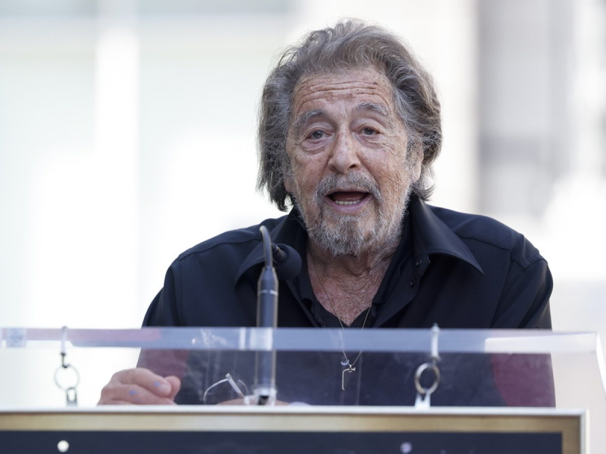 Al Pacino: &Eta; &tau;&epsilon;&rho;ά&sigma;&tau;&iota;&alpha; &tau;&iota;&mu;&eta;&tau;&iota;&kappa;ή &delta;&iota;ά&kappa;&rho;&iota;&sigma;&eta; &pi;&omicron;&upsilon; &theta;&alpha; &lambda;ά&beta;&epsilon;&iota; &omicron; &theta;&rho;ύ&lambda;&omicron;&sigmaf; &tau;&omicron;&upsilon; Hollywood