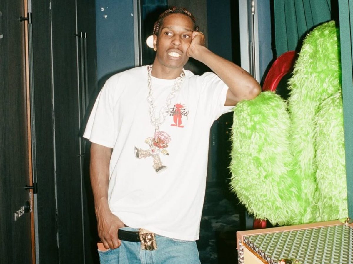 A$AP Rocky: &Sigma;&epsilon; 2 &mu;έ&rho;&epsilon;&sigmaf; &eta; &Alpha;&theta;ή&nu;&alpha; &theta;&alpha; &zeta;ή&sigma;&epsilon;&iota; &tau;&omicron; &alpha;&pi;ό&lambda;&upsilon;&tau;&omicron; hip hop moment!