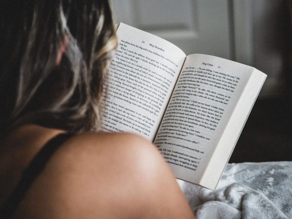 6 &beta;&iota;&beta;&lambda;ί&alpha; &tau;&rho;ό&mu;&omicron;&upsilon; &gamma;&iota;&alpha; &nu;&alpha; &kappa;ά&nu;&epsilon;&iota;&sigmaf; &tau;&omicron; &epsilon;&pi;ό&mu;&epsilon;&nu;&omicron; reading session &lambda;ί&gamma;&omicron; &pi;&iota;&omicron; spooky