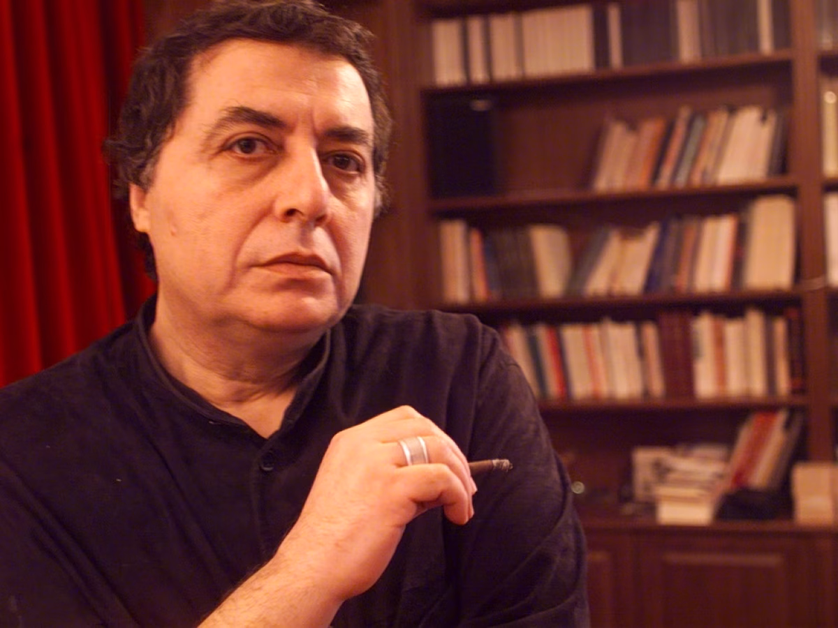&Delta;&iota;&omicron;&nu;ύ&sigma;&eta;&sigmaf; &Chi;&alpha;&rho;&iota;&tau;ό&pi;&omicron;&upsilon;&lambda;&omicron;&sigmaf;: &laquo;&Epsilon;&mu;έ&nu;&alpha; &tau;&omicron; &gamma;&rho;ά&psi;&iota;&mu;&omicron; &mu;&epsilon; έ&sigma;&omega;&sigma;&epsilon; &kappa;&upsilon;&rho;&iota;&omicron;&lambda;&epsilon;&kappa;&tau;&iota;&kappa;ά&raquo; | &Tau;&Omicron; &Beta;&Eta;&Mu;&Alpha;
