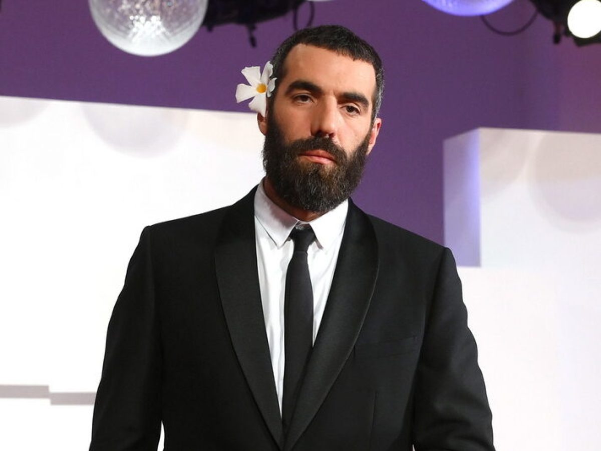 Romain Gavras: &Gamma;&iota;&alpha;&tau;ί &omicron;&iota; AI &epsilon;&kappa;&delta;&omicron;&chi;έ&sigmaf; &tau;&omicron;&upsilon; &laquo;Storm&raquo; &tau;&omicron;&nu; έ&kappa;&alpha;&nu;&alpha;&nu; &nu;&alpha; &theta;έ&lambda;&epsilon;&iota; &nu;&alpha; &tau;&alpha; &pi;&alpha;&rho;&alpha;&tau;ή&sigma;&epsilon;&iota; ό&lambda;&alpha;